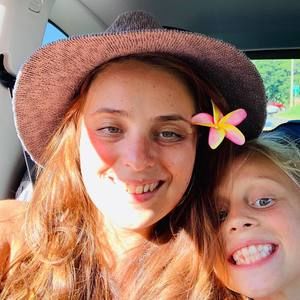 Meet your Posher, Ariana